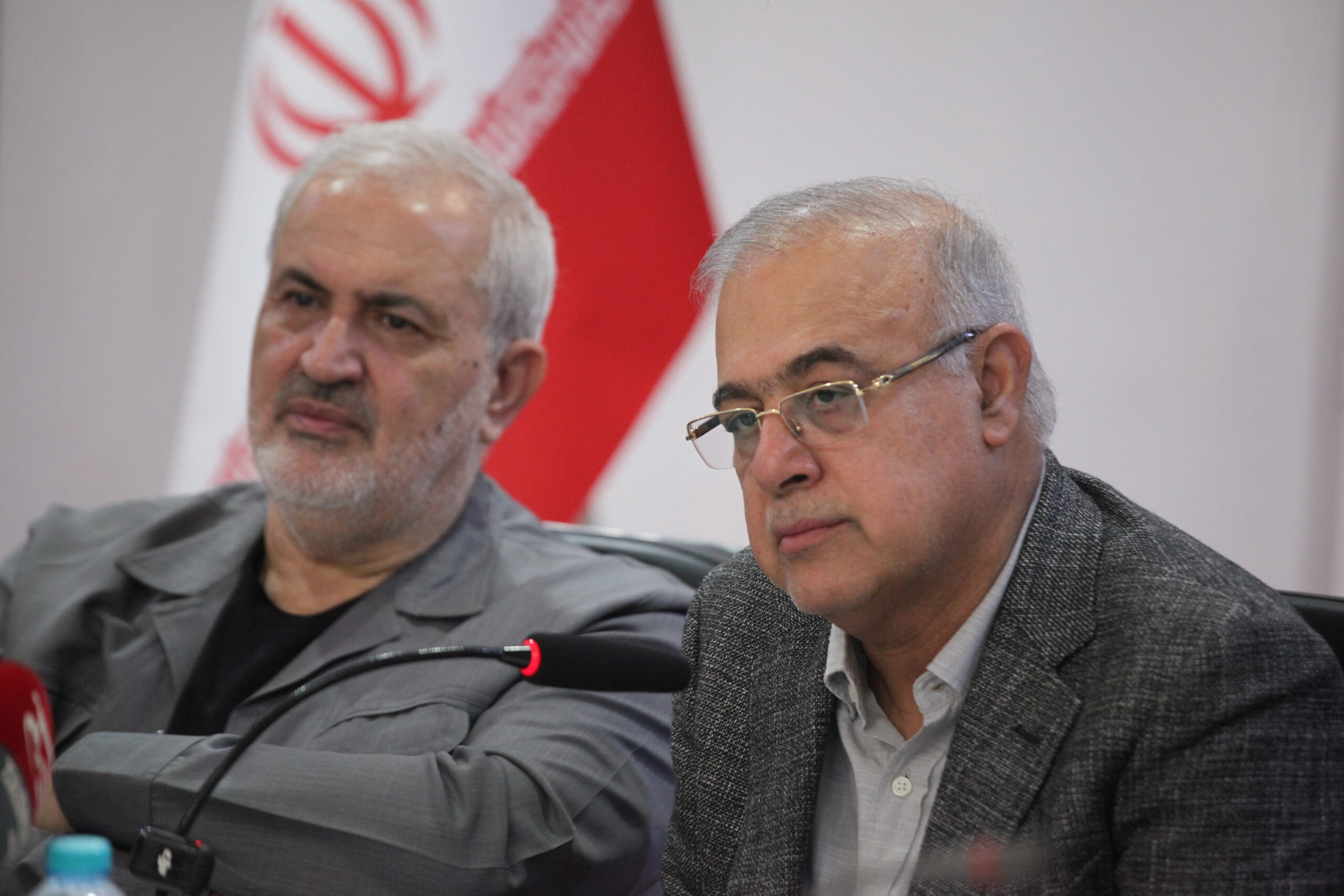 استاندار هرمزگان: هرمزگان پس از تهران بیشترین حملات دشمن را تجربه کرد / امنیت، تجارت و خدمات بدون وقفه حفظ شد