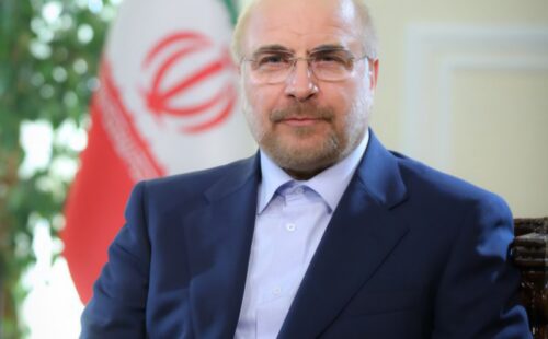 ترامپ مجبور شد پستش درباره تنگه هرمز را اصلاح کند