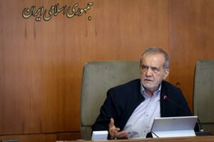 همه ظرفیت‌های کشور باید برای تولید و اشتغال به میدان بیاید